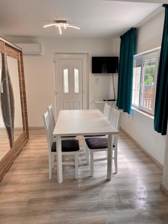 Janos Apartman Balatonfüred Extérieur photo
